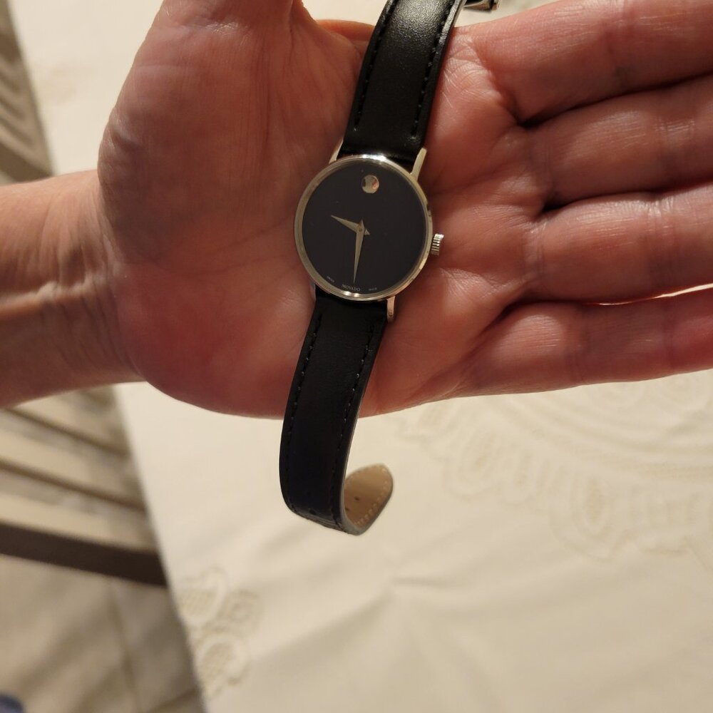 Authentic Movado 0607318 Black Leather Blue Dial Stainless Steel Women’s Museum